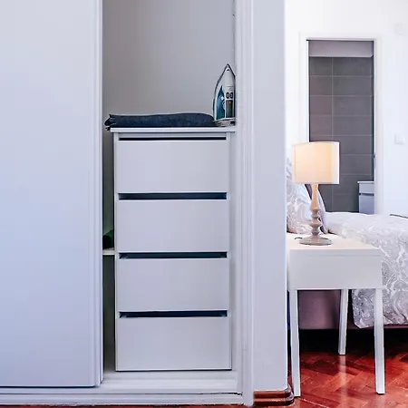 Appartement Sweet Lemon - Bright Near Metro & Airport