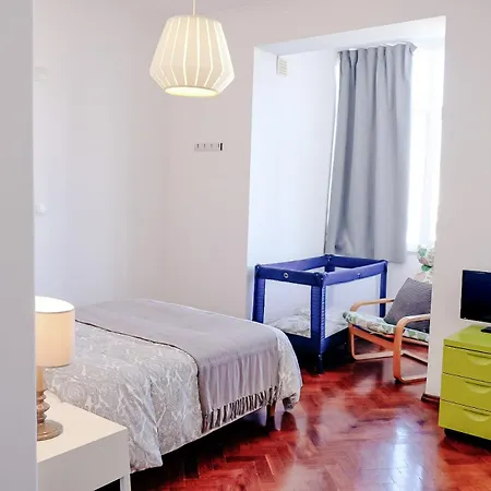 Sweet Lemon - Bright Near Metro & Airport Appartement